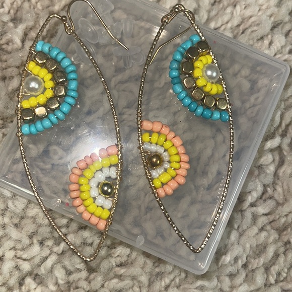 Earring - Picture 2 of 3